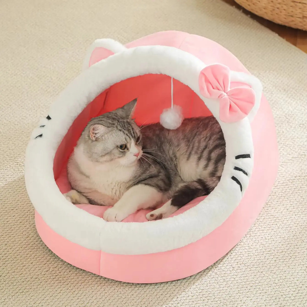 Panier-cabane et coussin moelleux pour chat