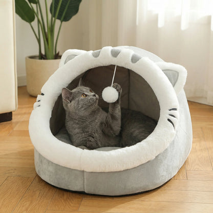 Panier-cabane et coussin moelleux pour chat
