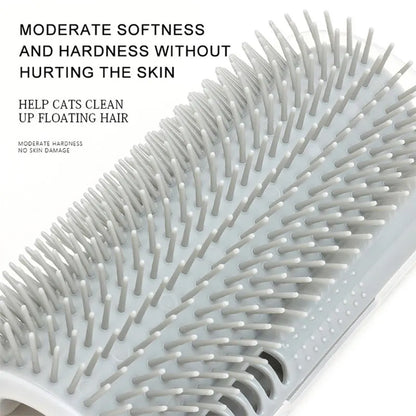 Griffoir et brosse de massage pour chat
